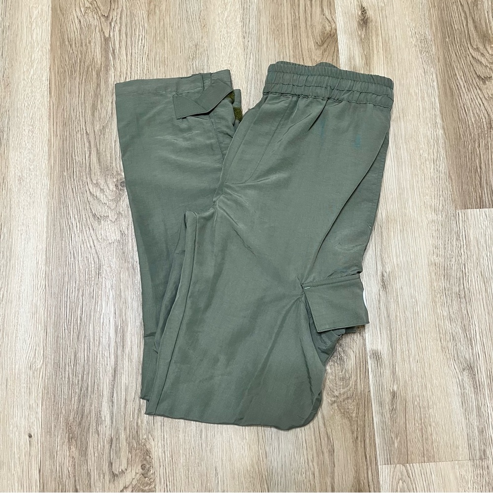 HIDDEN PANTS